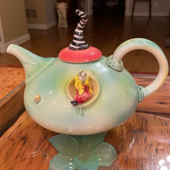 Whimsical tea set handmade and unique - Picture 9 of 11
